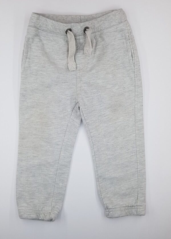 d42b239f569876d20da3cb3718b21b9e Dolge hlače, kavbojke