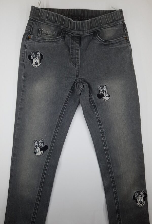 01cae9cc696b92abdb5ab9847679cce9 Kavbojke