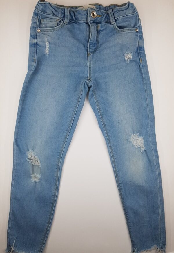 d0b89468ee04916bbd08e3a43c7e4a76 Kavbojke